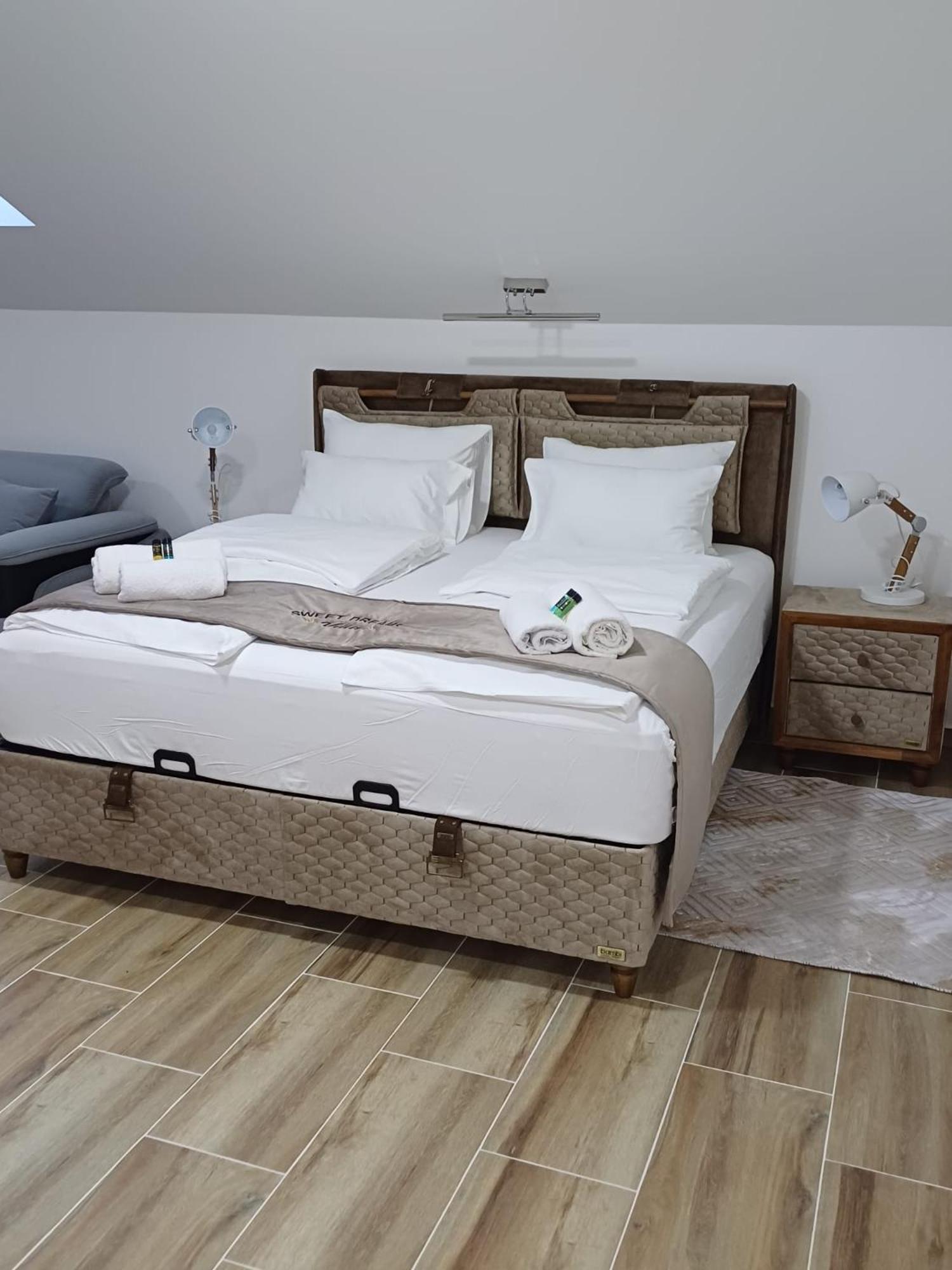 Villa Sweet Dreams Novi Sad Exterior photo